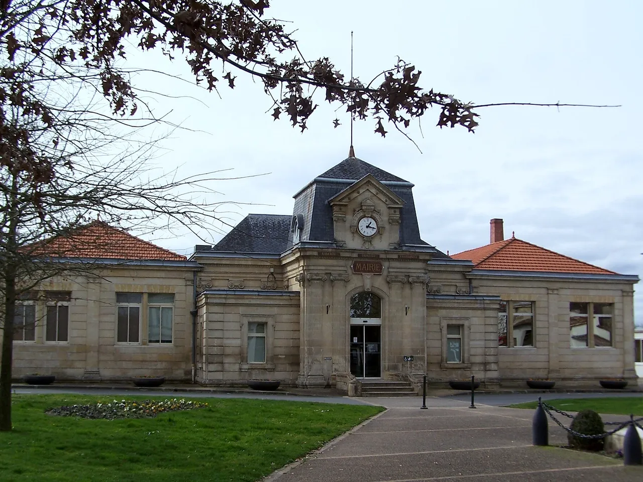 La mairie d’Ambarès-et-Lagrave, en Gironde